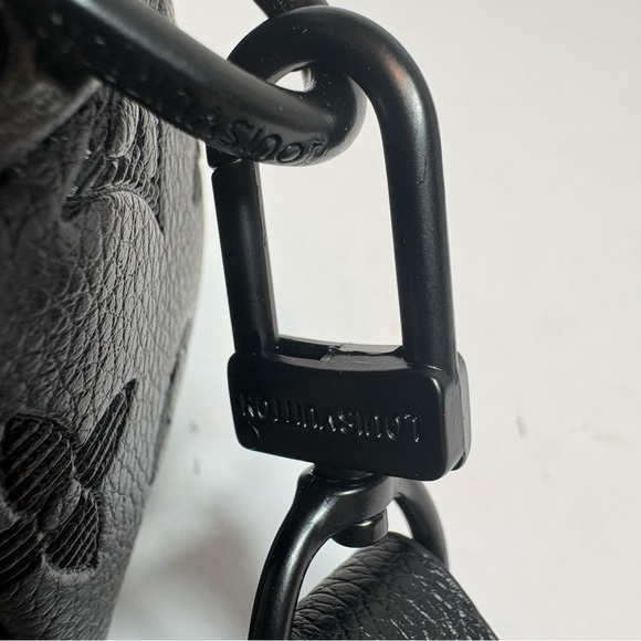 Louis Vuitton Black Embossed Monogram Crossbody Bag Leather - Picture 6 of 6